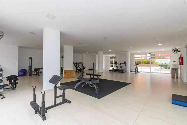 Espaço fitness do condomínio Edifício Annecy, no Mercês, Curitiba